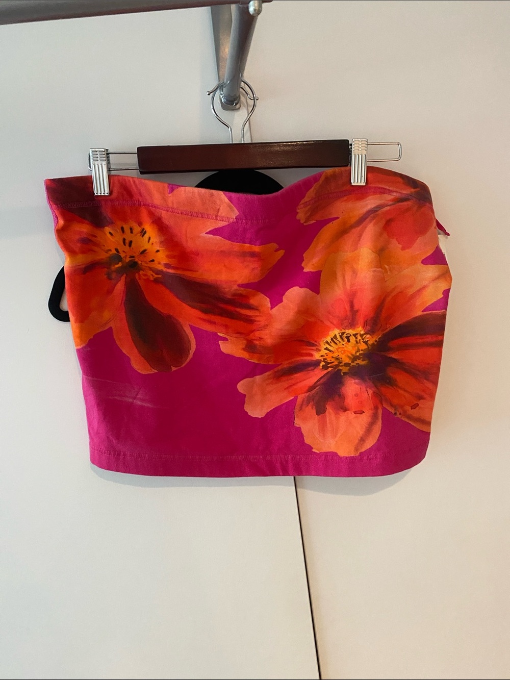 Bright Floral Strapless Top in Magenta and Orange